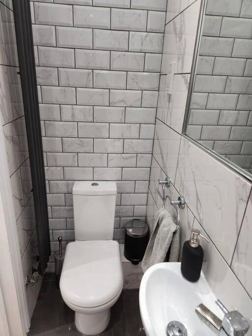 Home Away From Home ロンドン エクステリア 写真